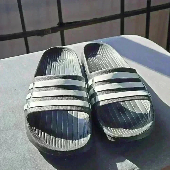 Adidas,  black & white slides. Men's size 6 worn 3 times. - Picture 1 of 4